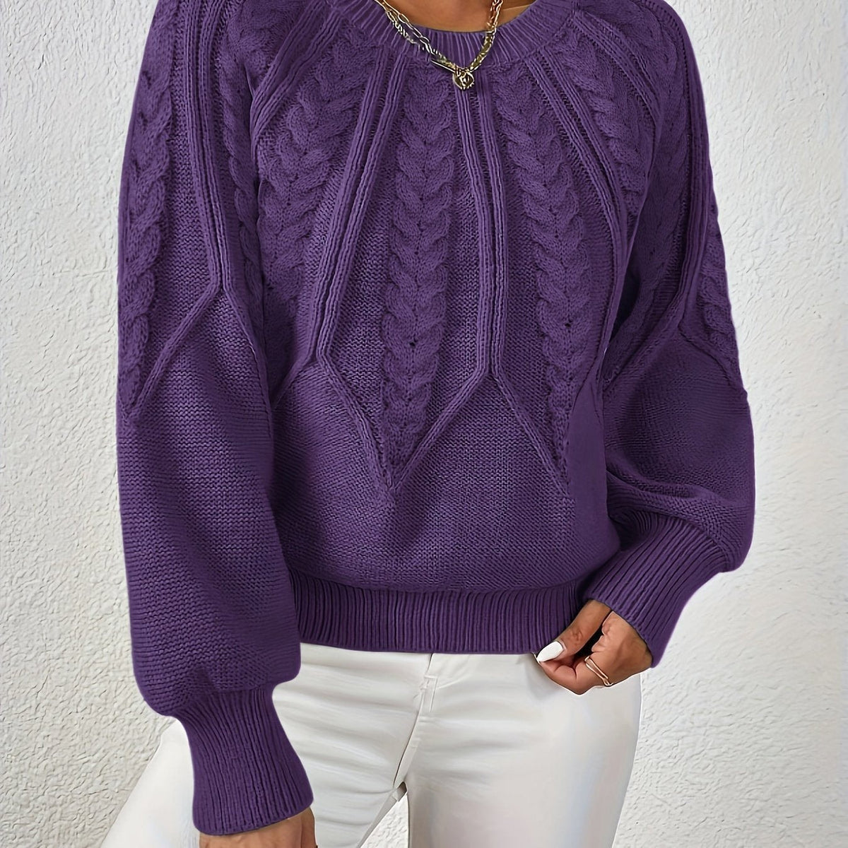 Women's Cropped Cable-Knit Sweater with Ribbed Crew Neck