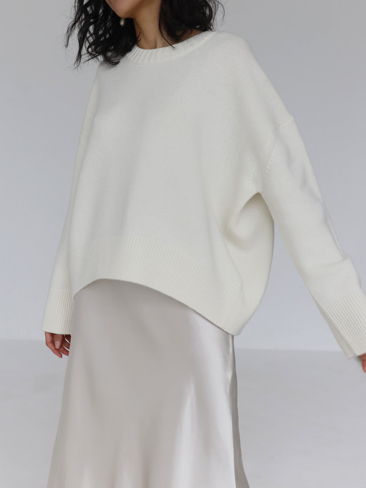 Oversized Crew Neck Sweaters for Women with Rib Trim for Fall Layering