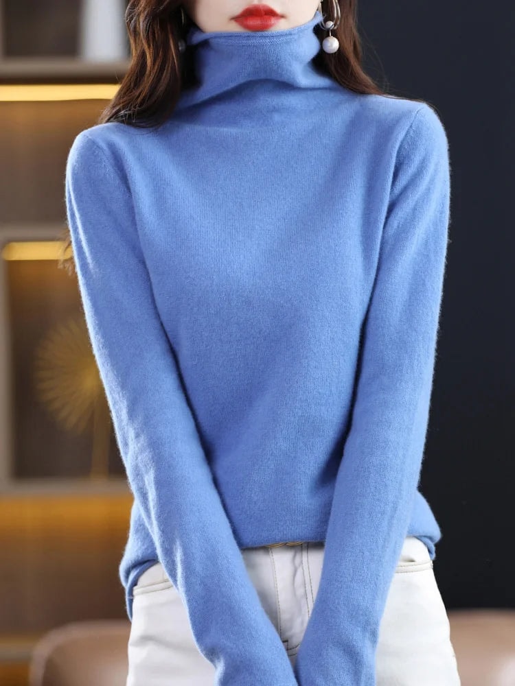 Women's Turtleneck Wool Knitted Sweater with Ribbed Cuffs