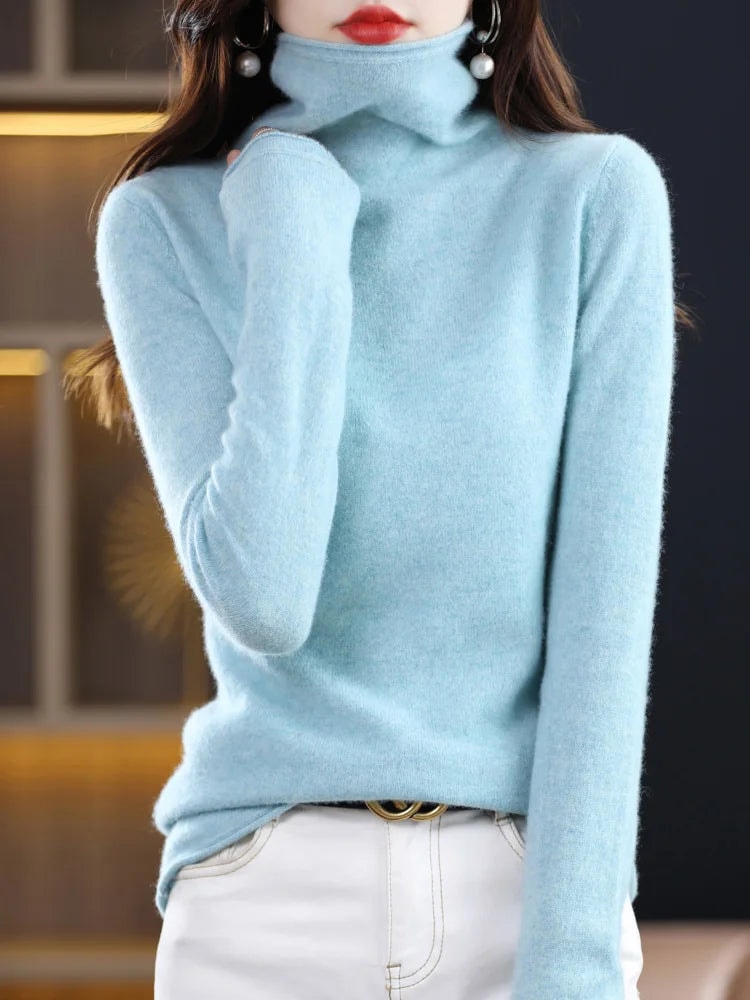 Women's Turtleneck Wool Knitted Sweater with Ribbed Cuffs