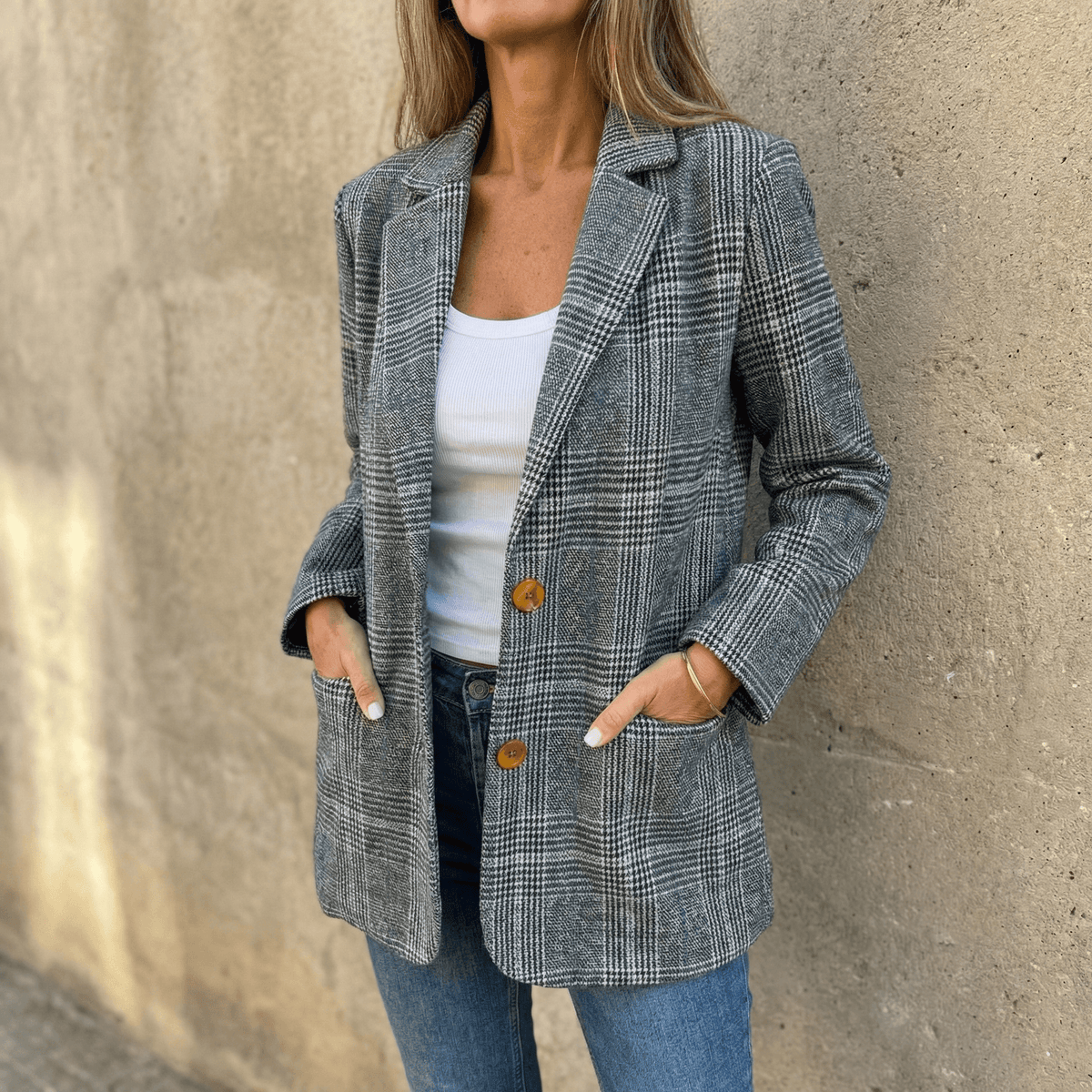 Women's Relaxed Glen Plaid Tailored Blazer with Flap Pockets