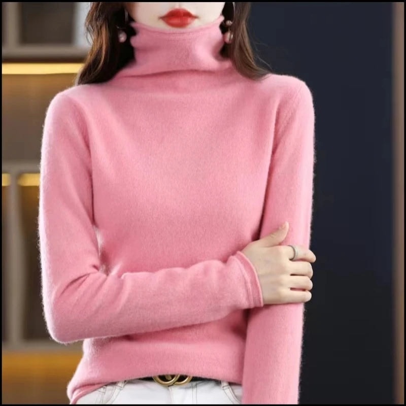 Women's Turtleneck Wool Knitted Sweater with Ribbed Cuffs