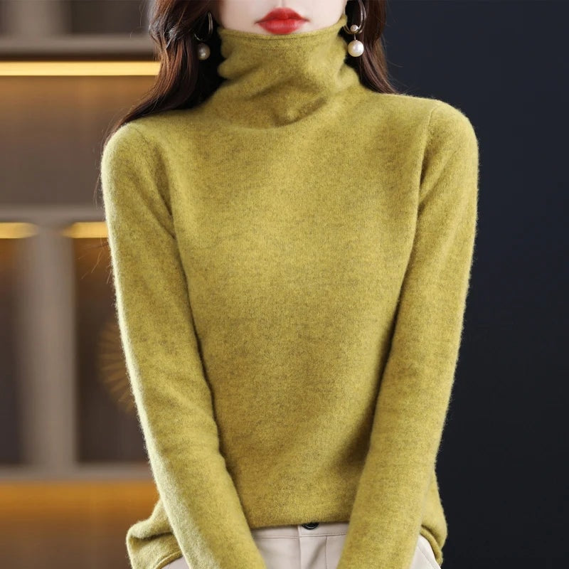 Women's Turtleneck Wool Knitted Sweater with Ribbed Cuffs