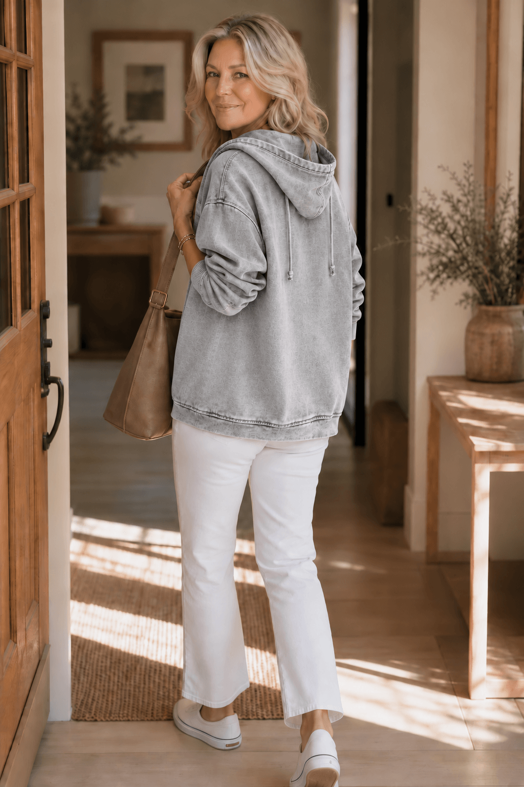 Women's Washed Relaxed Fit Zip-Up Hoodie with Drawstring Hood