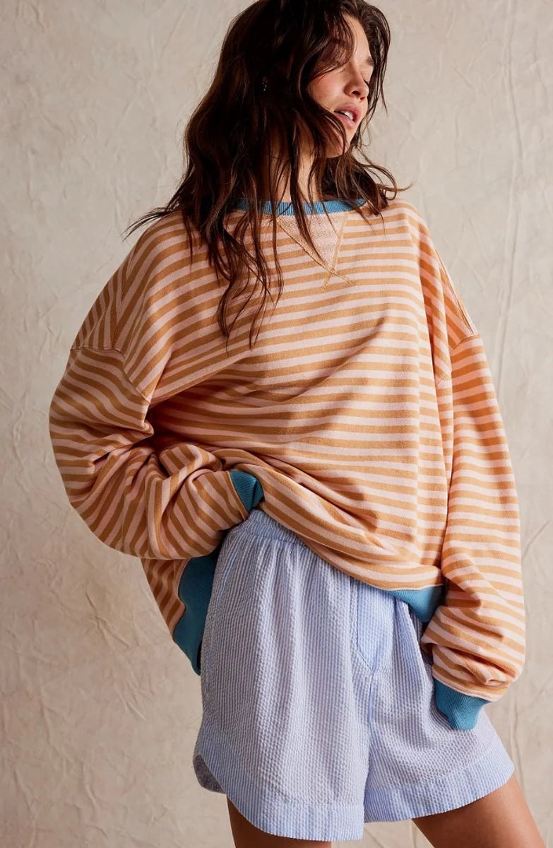 Women's Oversized Striped Long-Sleeve Sweater with Contrast Trim and Crew Neck