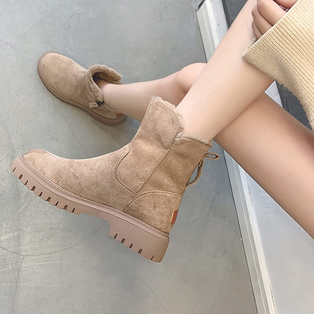 Fur-Lined Suede Winter Ankle Boots with Zipper Detail for Women