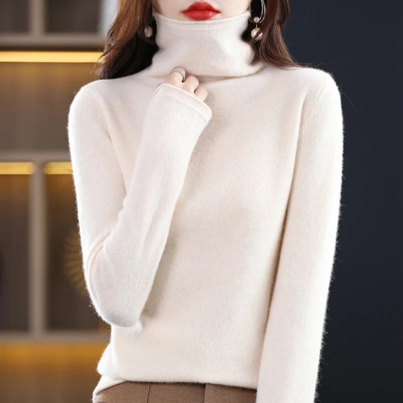 Women's Turtleneck Wool Knitted Sweater with Ribbed Cuffs