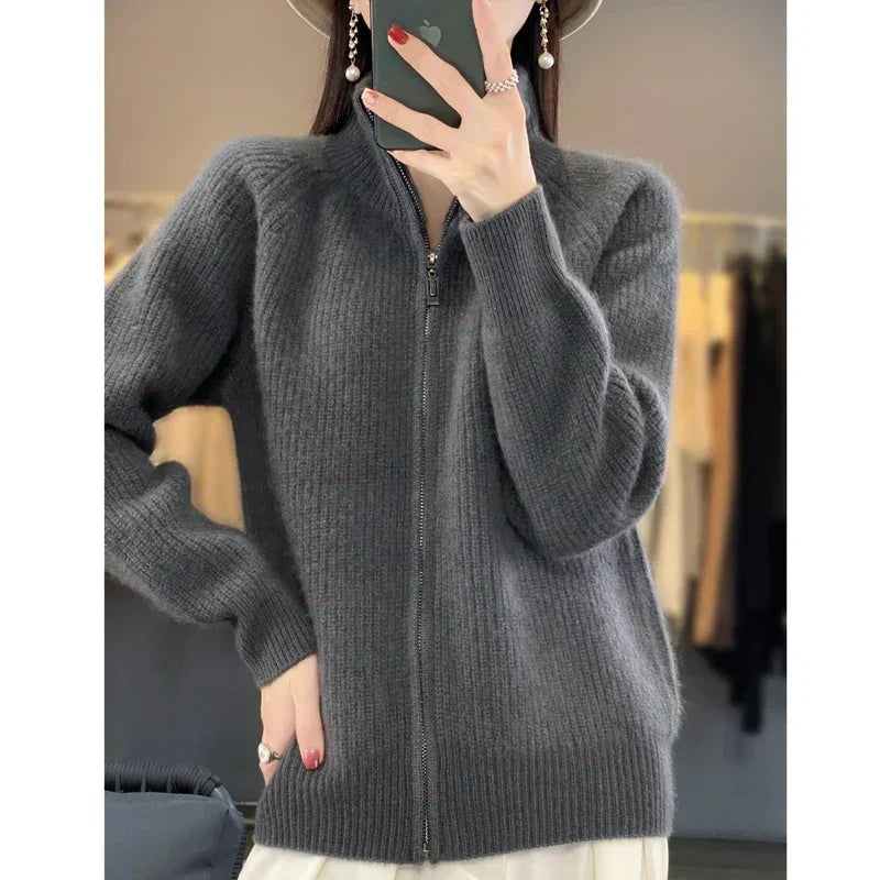 Women's Ribbed Wool Zip-Front Knitted Sweater with Relaxed Fit
