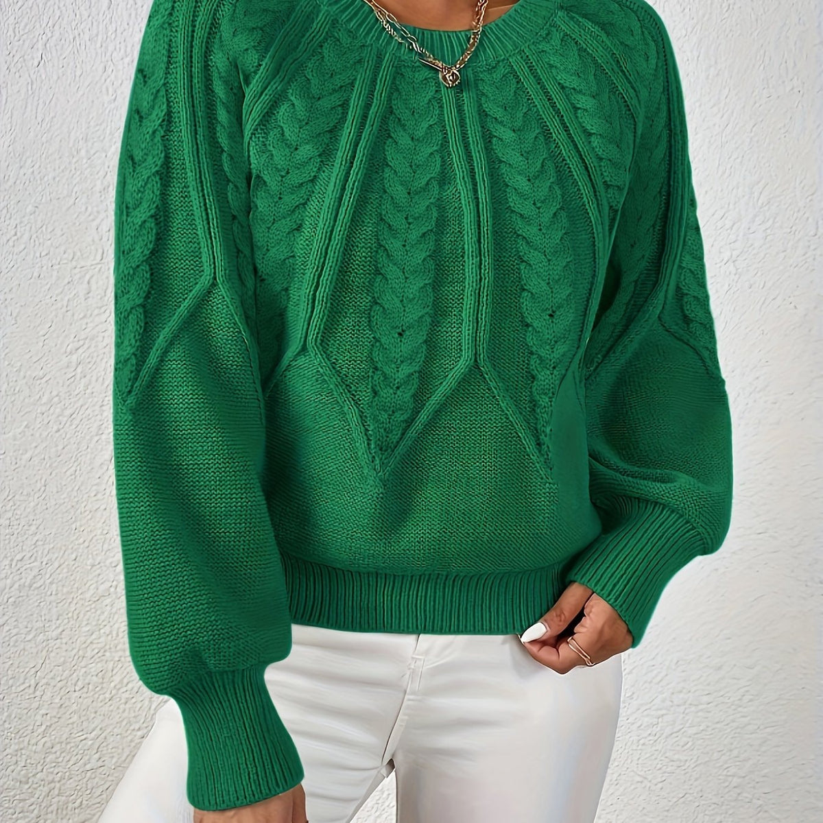 Women's Cropped Cable-Knit Sweater with Ribbed Crew Neck