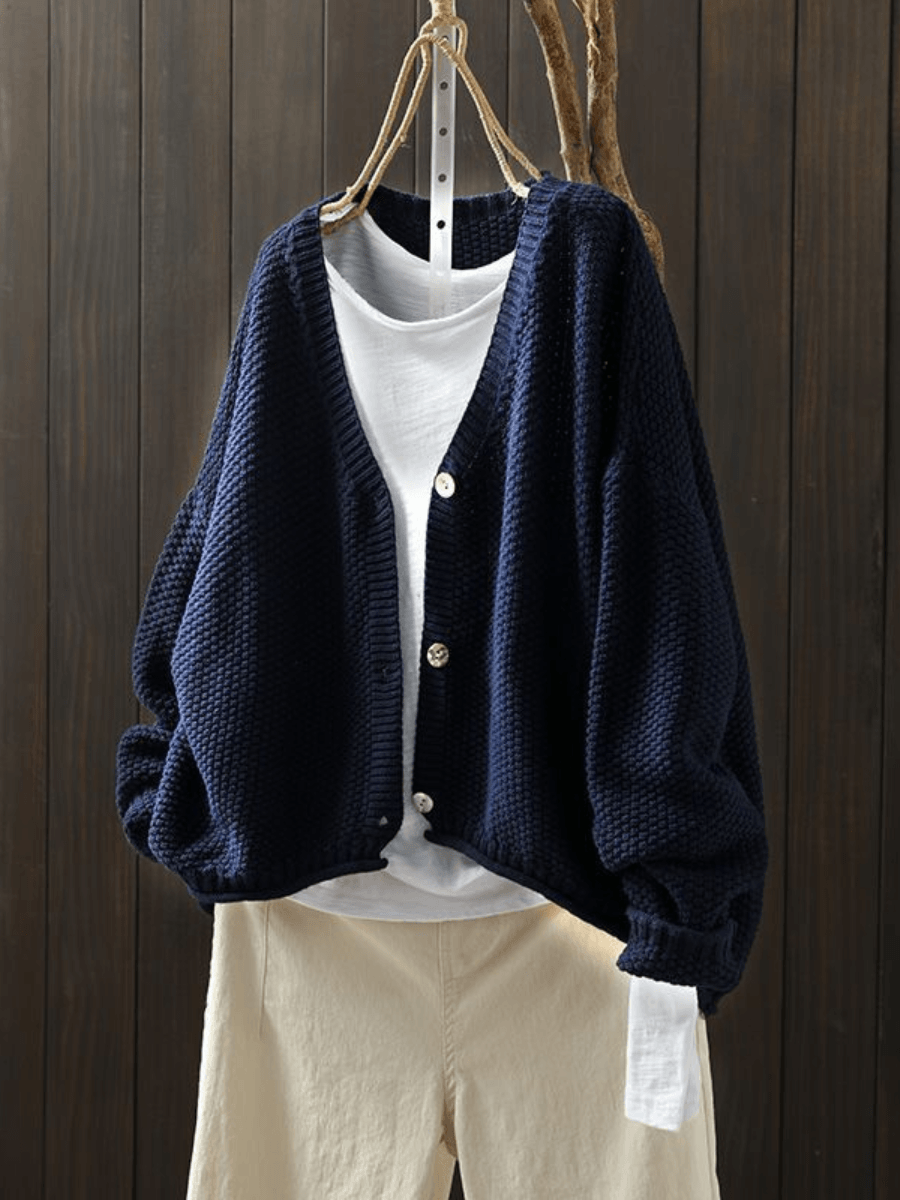 Women's Cropped V-Neck Cardigan in Chunky Textured Knit with Button Front