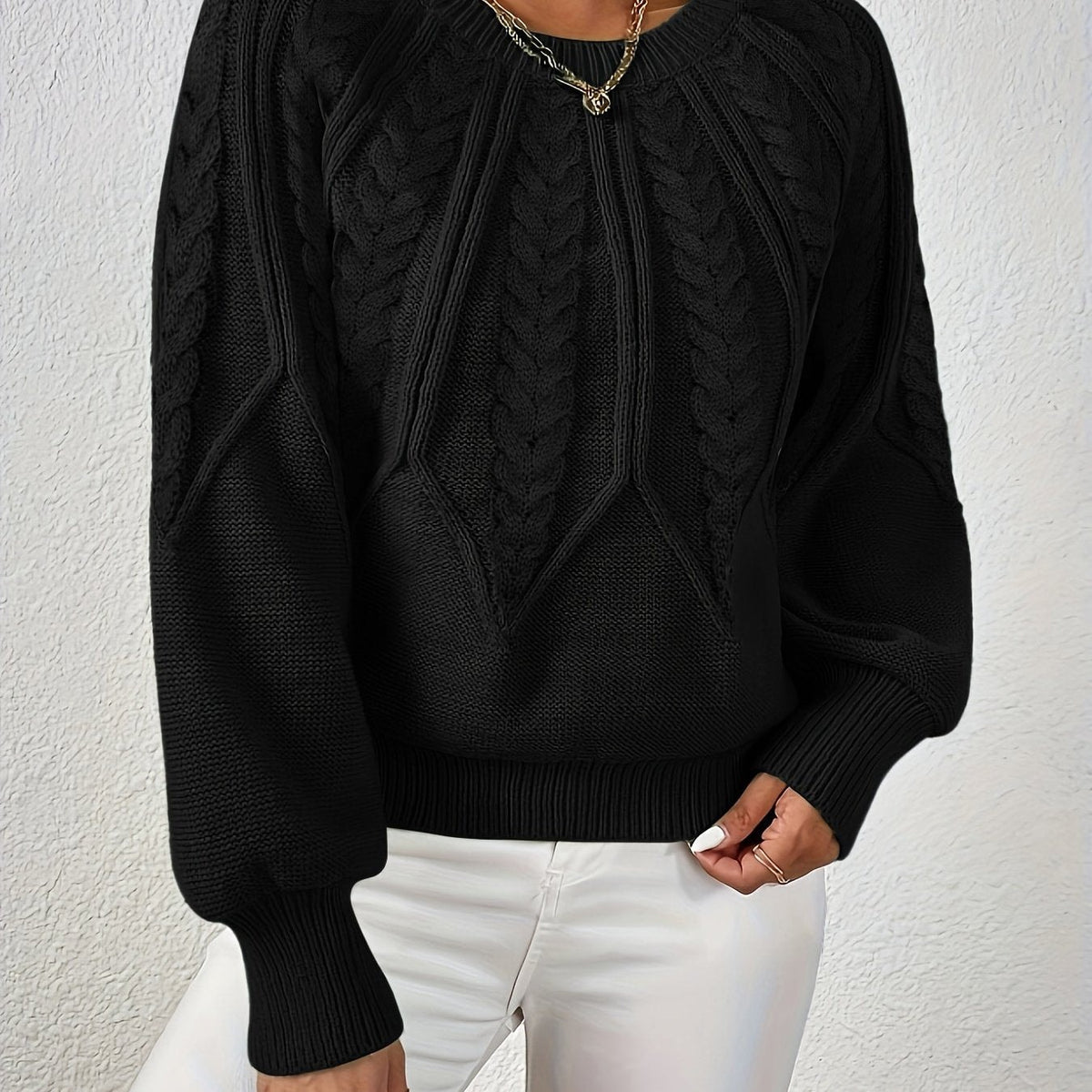 Women's Cropped Cable-Knit Sweater with Ribbed Crew Neck