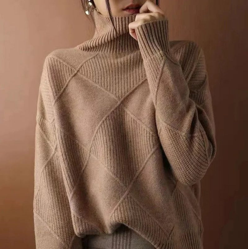Women's Ribbed Knit Turtleneck Sweater with Diamond Pattern and Relaxed Fit